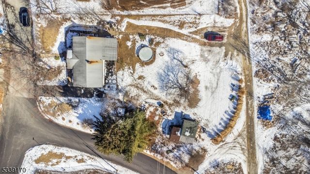 15 Van Dunk Ln, Ringwood Boro, NJ 07456