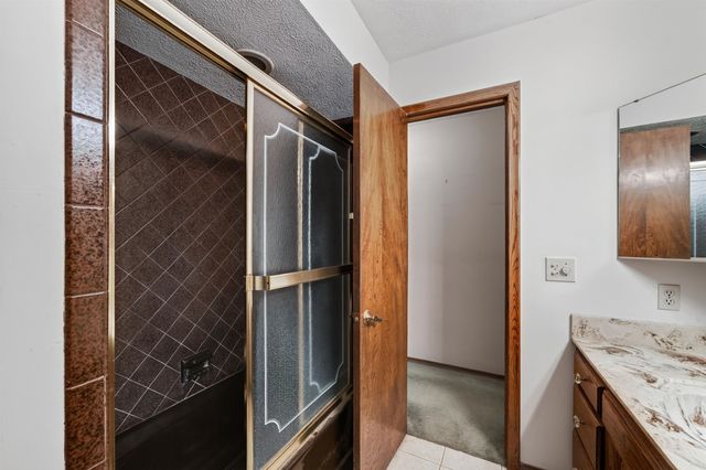 2068 N Westridge, Wichita, KS 67203