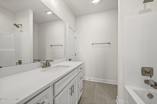 300 Landing Boulevard, Maurice, LA 70555