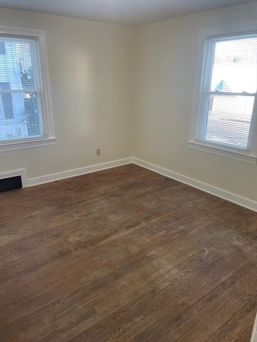 31 Randall St 1, Palmer, MA 01069