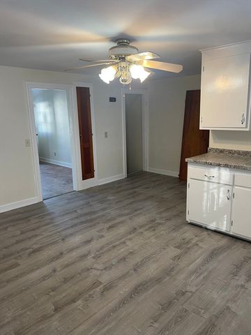 31 Randall St 1, Palmer, MA 01069