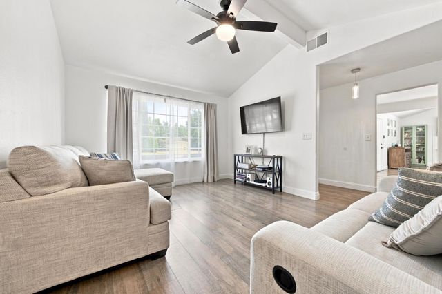 2887 Azevedo Dr, Sacramento, CA 95833