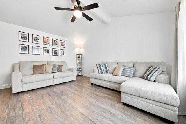 2887 Azevedo Dr, Sacramento, CA 95833