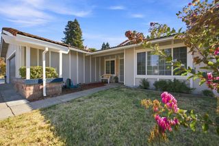 2887 Azevedo Dr, Sacramento, CA 95833