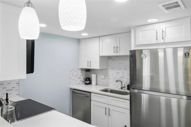 631 N KEENE ROAD S8, Clearwater, FL 33755