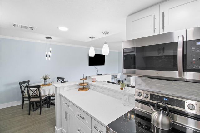 631 N KEENE ROAD S8, Clearwater, FL 33755