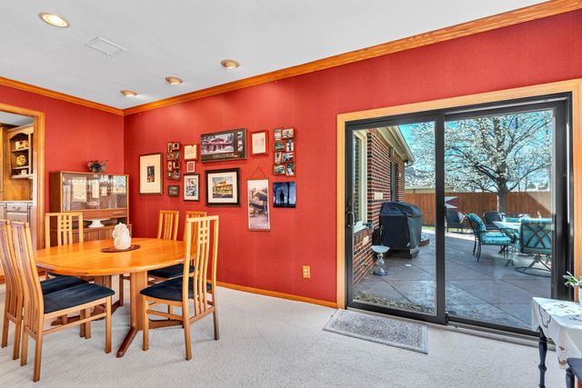 5 S Drury Ln, Wichita, KS 67207