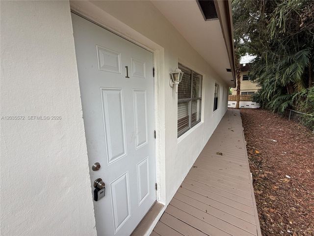 1406 SW 1st A, Fort Lauderdale, FL 33312