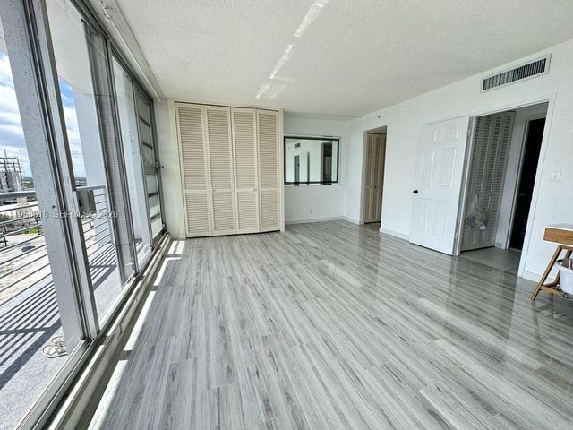 1720 Harrison St 9A, Hollywood, FL 33020