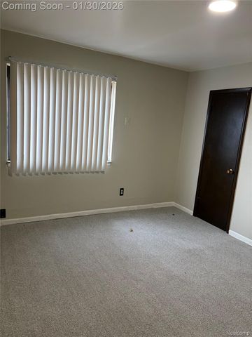 16623 Schaefer Highway, Detroit, MI 48235