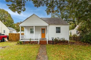 814 Hughes AVE, Chesapeake, VA 23324