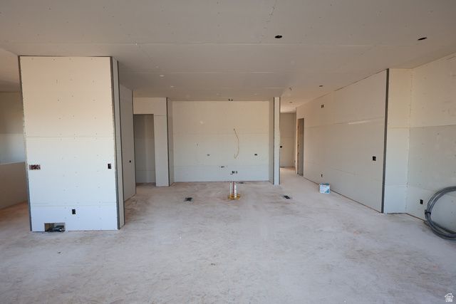 1261 E LARKSPUR WAY, Layton, UT 84040