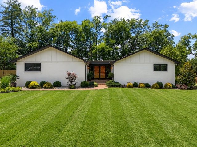 908 Lakeshore Dr, Gallatin, TN 37066