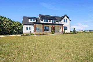 2560 Lassiter Road, Four Oaks, NC 27524