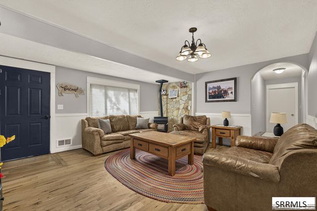 14122 N 5th E, Idaho Falls, ID 83401