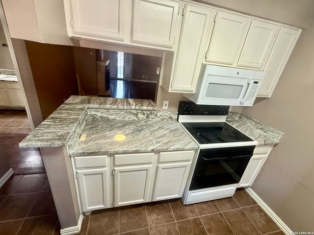 4212 Medical Dr Unit 1009, San Antonio, TX 78229