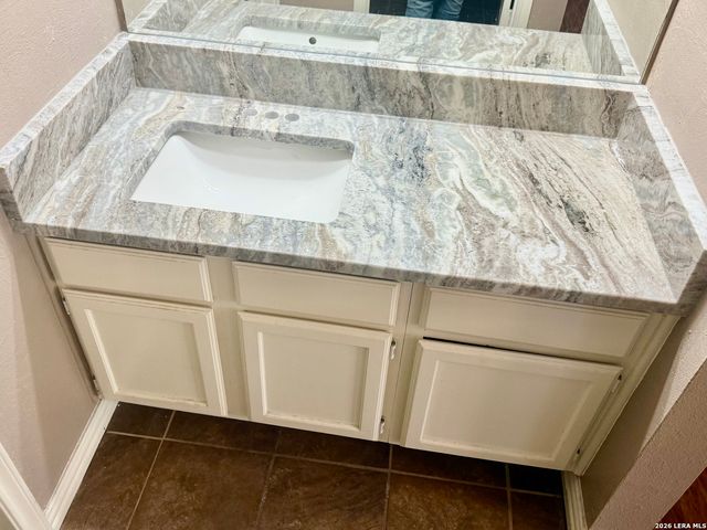 4212 Medical Dr Unit 1009, San Antonio, TX 78229