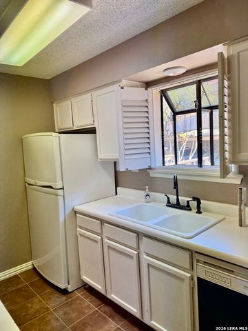 4212 Medical Dr Unit 1009, San Antonio, TX 78229