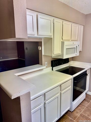 4212 Medical Dr Unit 1009, San Antonio, TX 78229