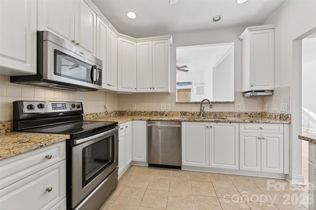 2803 Bellasera Way, Matthews, NC 28105