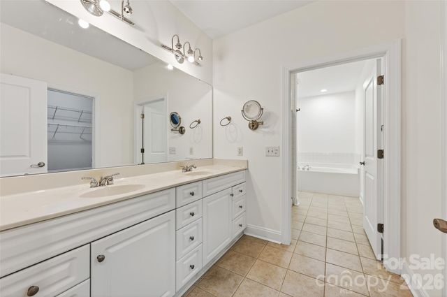 2803 Bellasera Way, Matthews, NC 28105