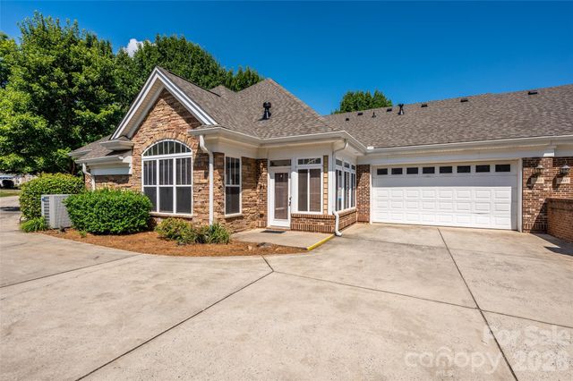 2803 Bellasera Way, Matthews, NC 28105