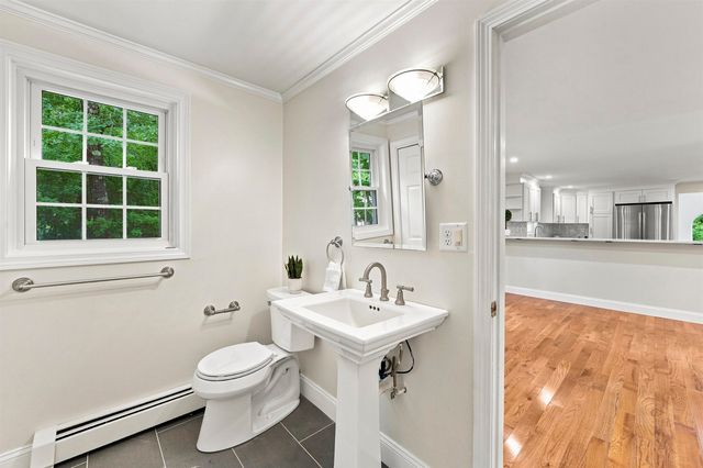 9 Alexandra Drive, Pelham, NH 03076