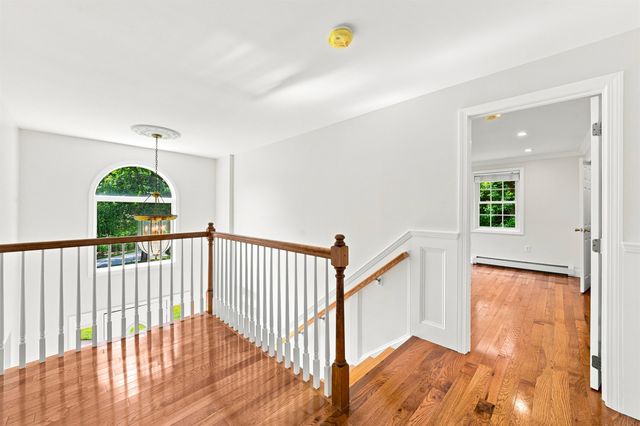 9 Alexandra Drive, Pelham, NH 03076