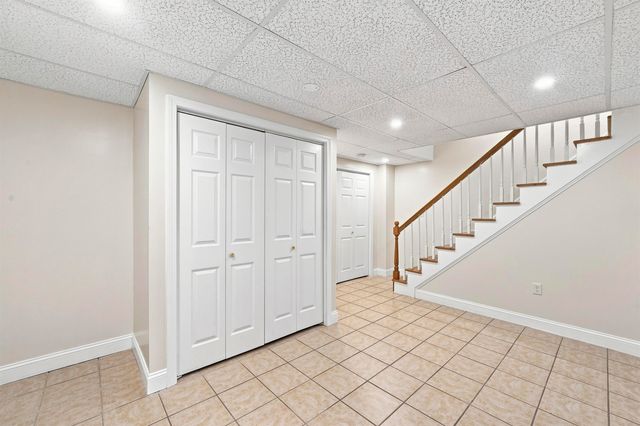 9 Alexandra Drive, Pelham, NH 03076