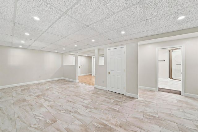 9 Alexandra Drive, Pelham, NH 03076