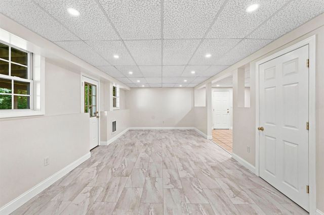9 Alexandra Drive, Pelham, NH 03076