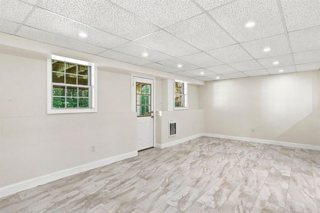 9 Alexandra Drive, Pelham, NH 03076