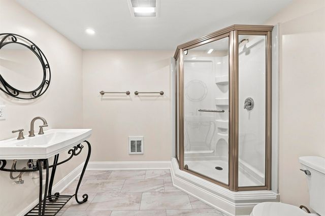 9 Alexandra Drive, Pelham, NH 03076