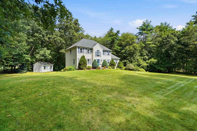 9 Alexandra Drive, Pelham, NH 03076