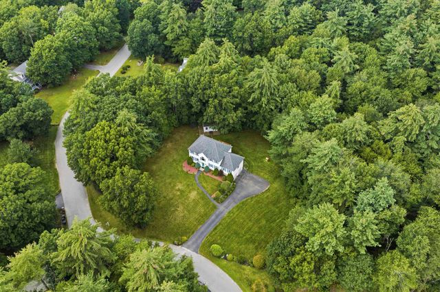 9 Alexandra Drive, Pelham, NH 03076