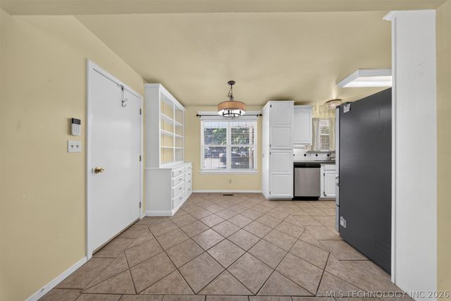 1102 W 20th Street, Claremore, OK 74017