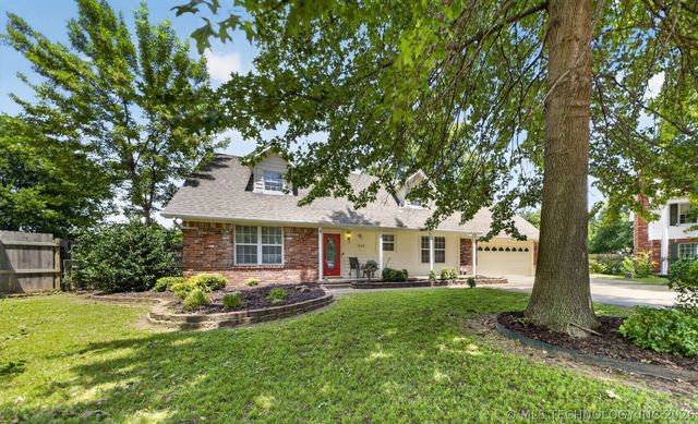1102 W 20th Street, Claremore, OK 74017