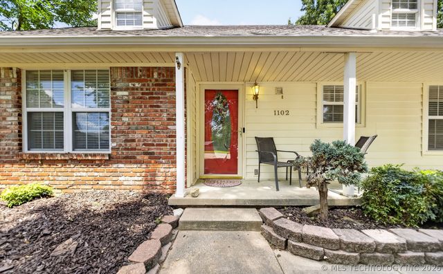 1102 W 20th Street, Claremore, OK 74017