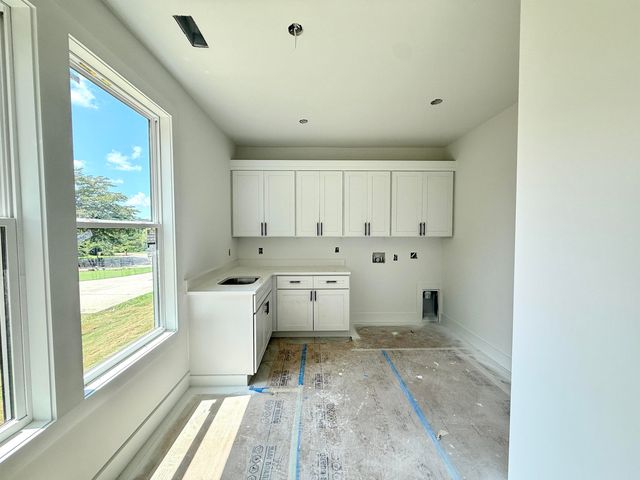 169 Lakeshore Drive, Chesnee, SC 29323