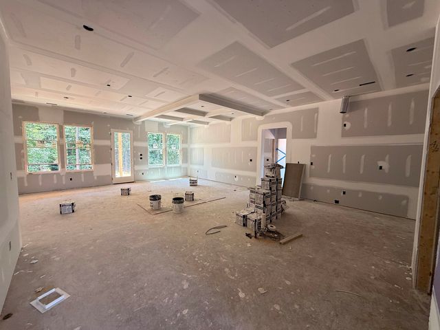 169 Lakeshore Drive, Chesnee, SC 29323
