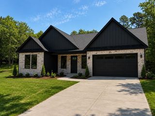 169 Lakeshore Drive, Chesnee, SC 29323
