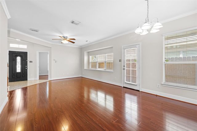 7143 Sun Village Drive, Houston, TX 77083