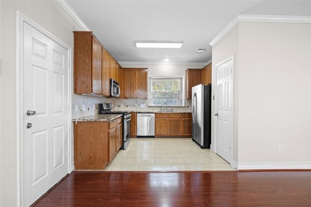 7143 Sun Village Drive, Houston, TX 77083
