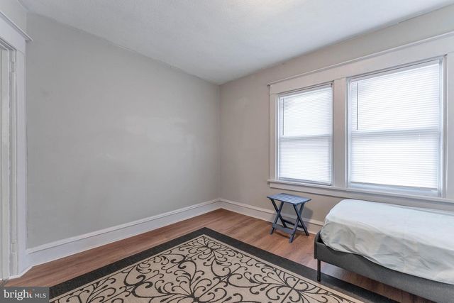 150 KEDRON AVE, Folsom, PA 19033