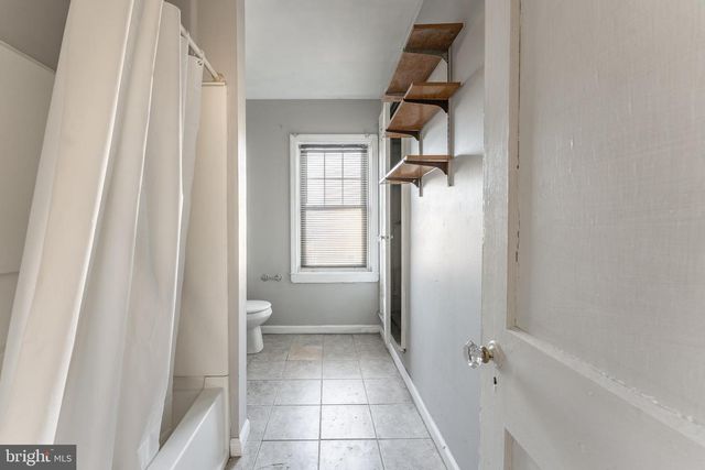 150 KEDRON AVE, Folsom, PA 19033