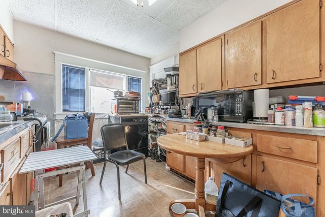 150 KEDRON AVE, Folsom, PA 19033