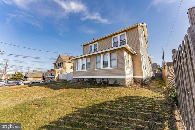 150 KEDRON AVE, Folsom, PA 19033