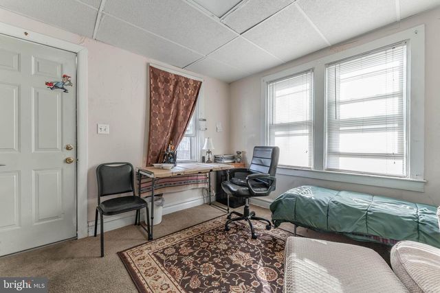 150 KEDRON AVE, Folsom, PA 19033