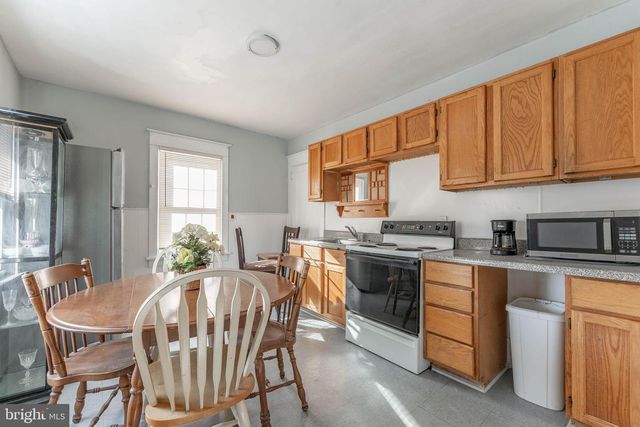 150 KEDRON AVE, Folsom, PA 19033