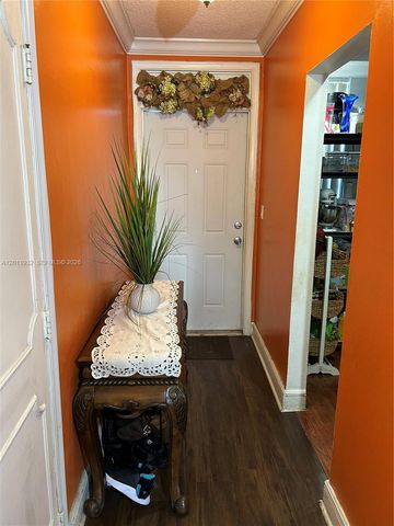 5435 NW 10th Ct 106, Plantation, FL 33313